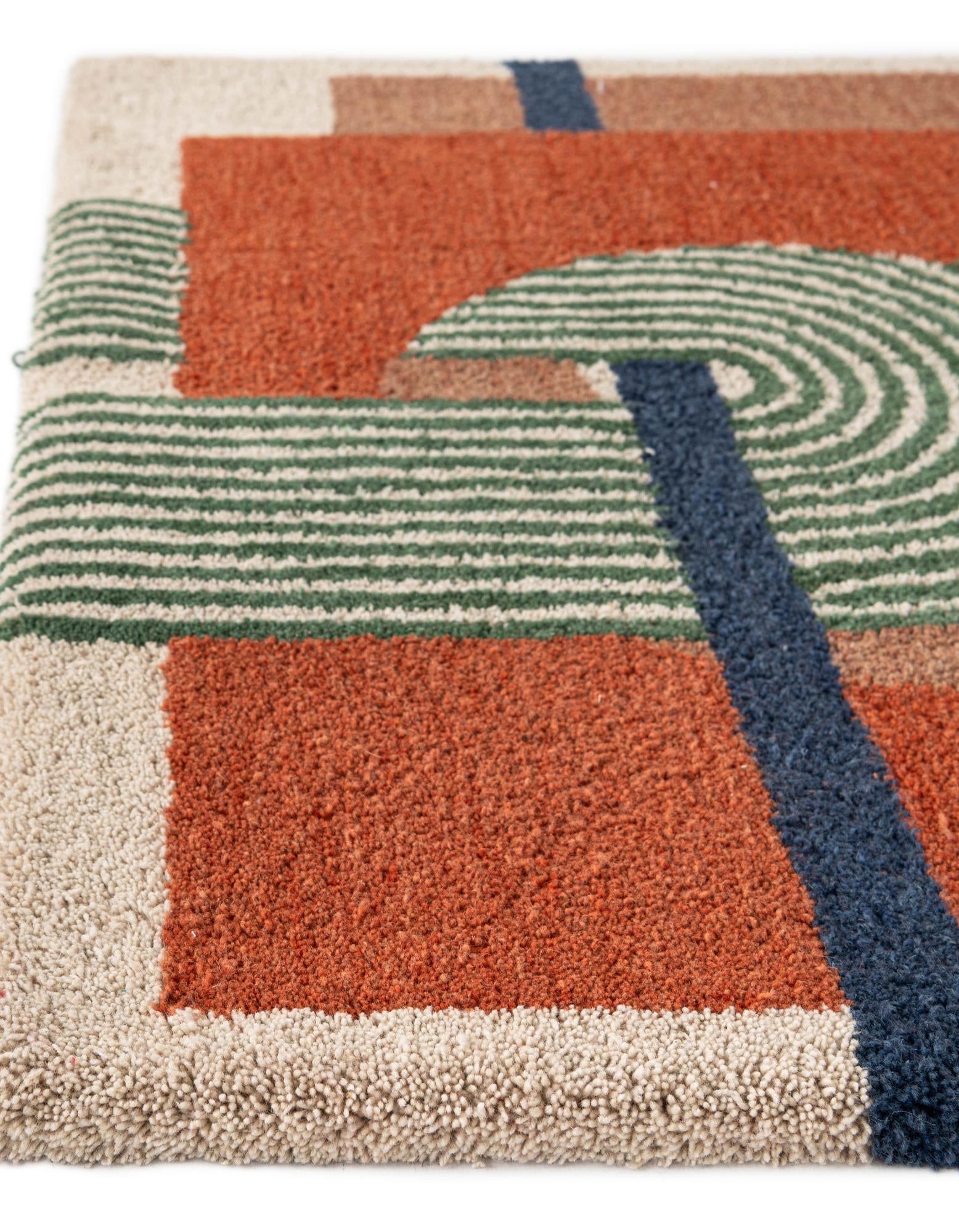 5' 1 x 8' Handtufted Wool Rug