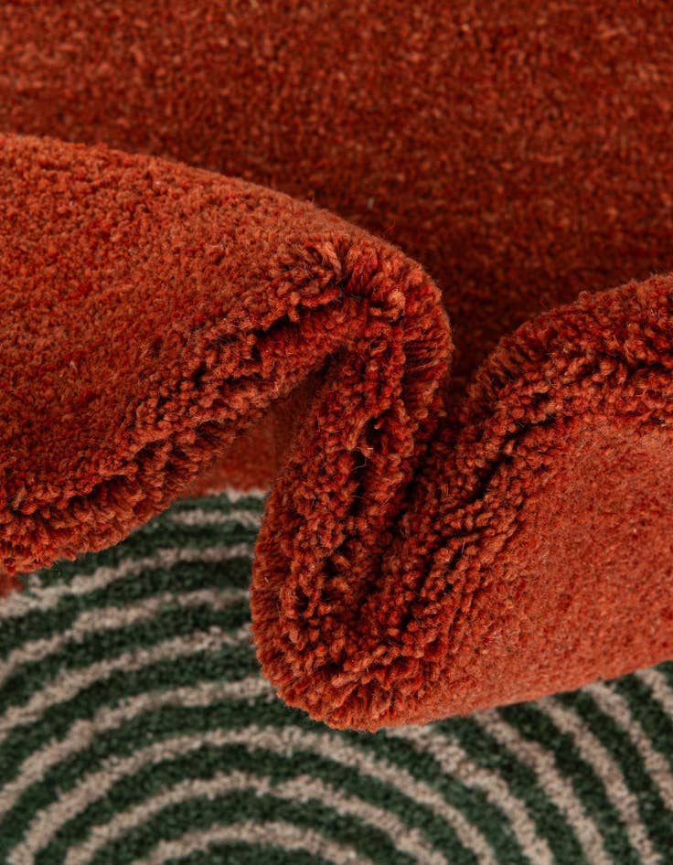 Detail image of 5' 1 x 8' Handtufted Wool Rug