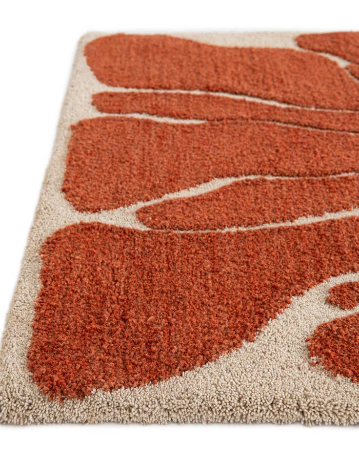 Detail image of 4' 1 x 6' 1 Handtufted Wool Rug