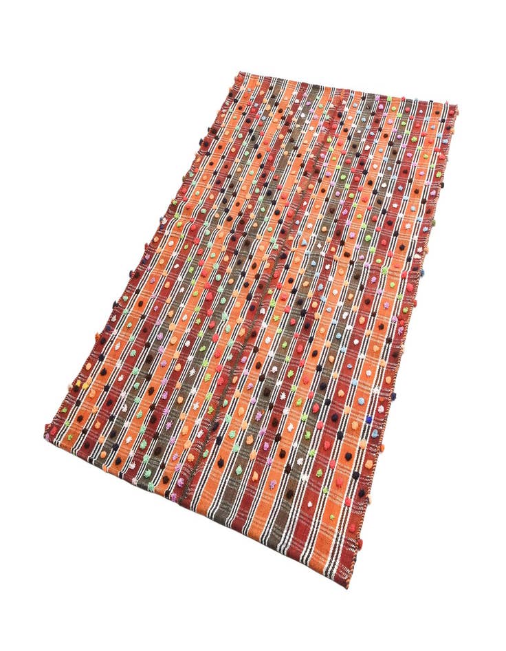 Detail image of 4' 10 x 7' Jajim Rug