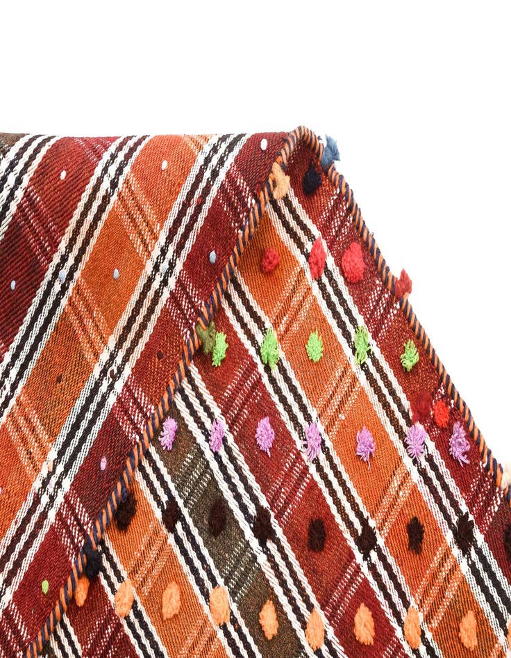 Detail image of 4' 10 x 7' Jajim Rug