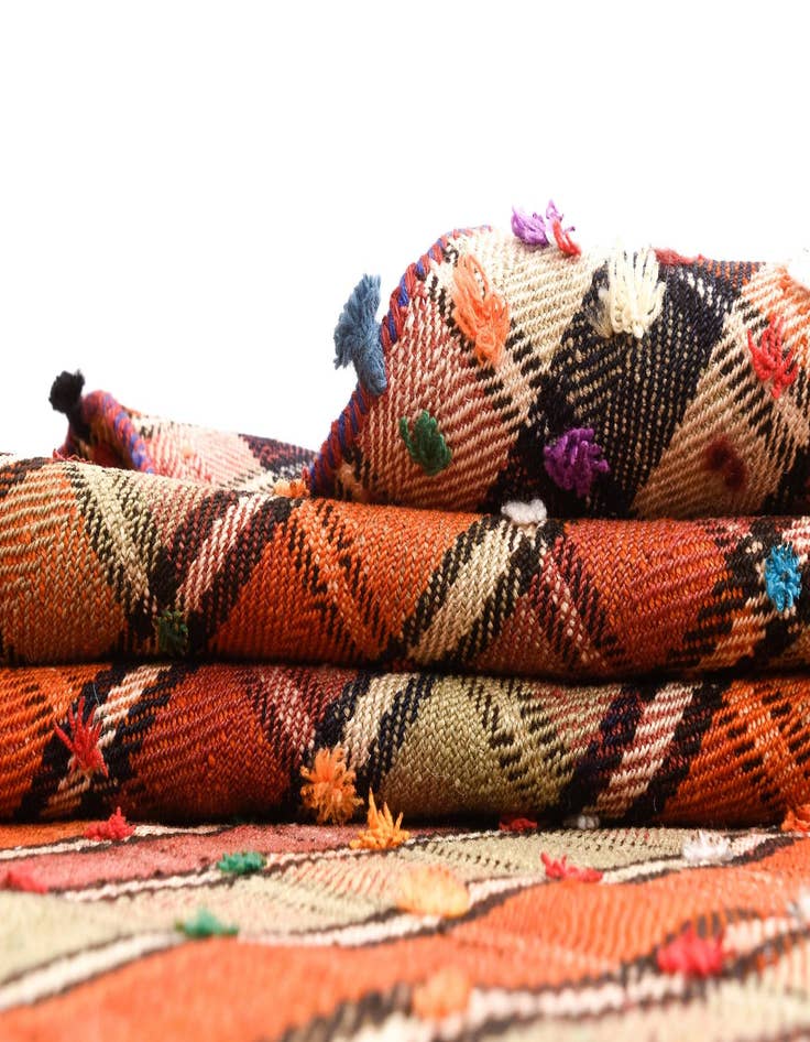 Detail image of 4' 7 x 7' 1 Jajim Rug