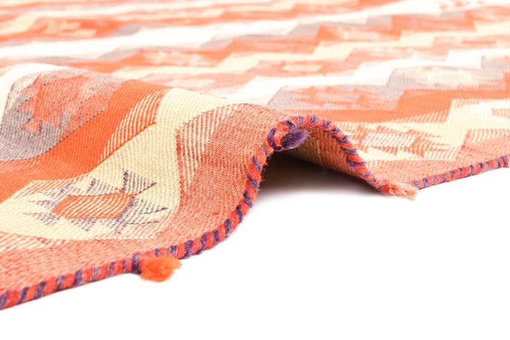 Detail image of 4' 8 x 7' 1 Jajim Rug