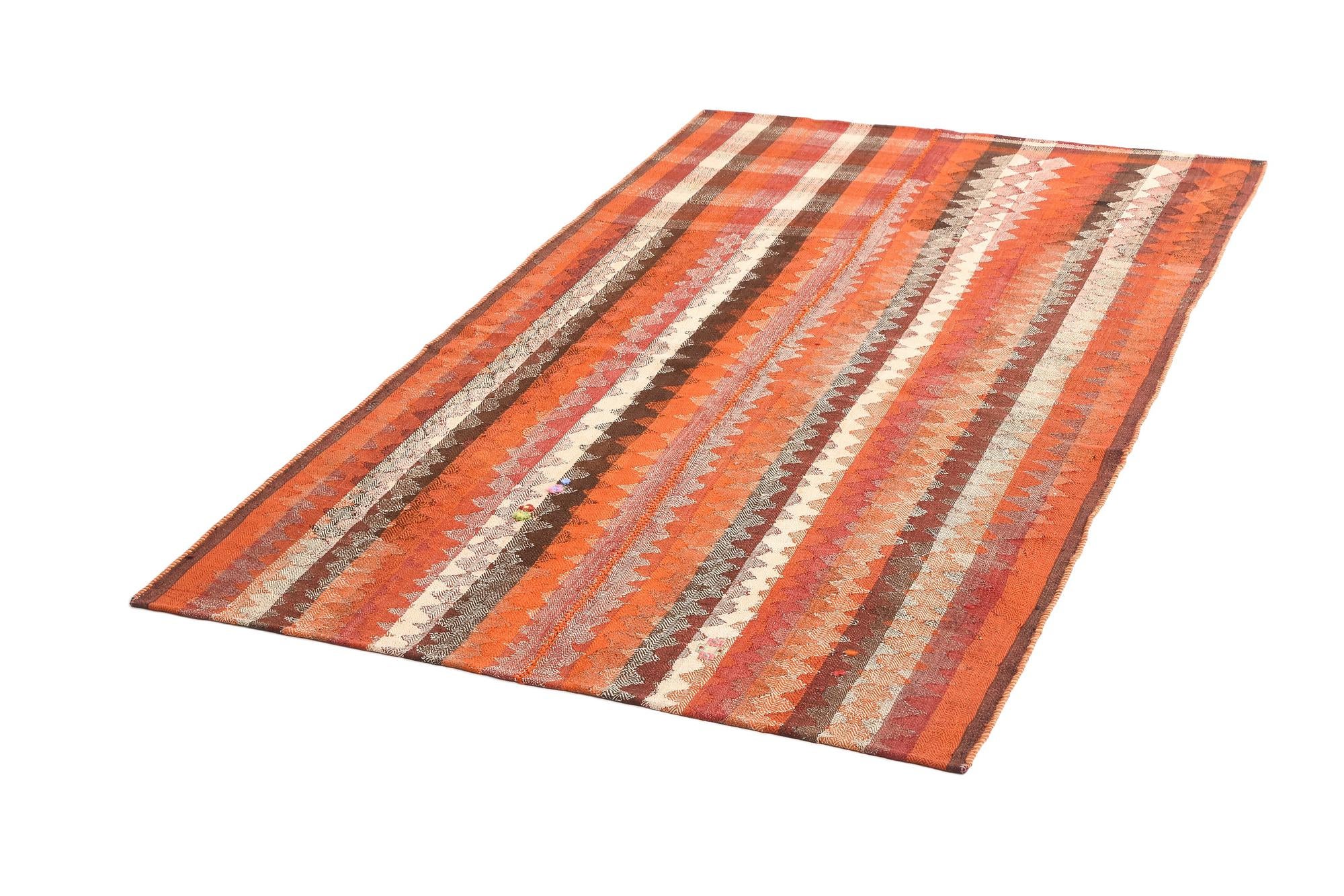 4' 4 x 7' 7 Jajim Rug