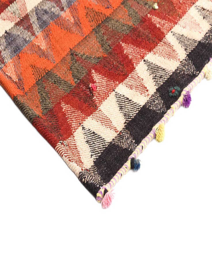 Detail image of 4' 8 x 6' Jajim Rug