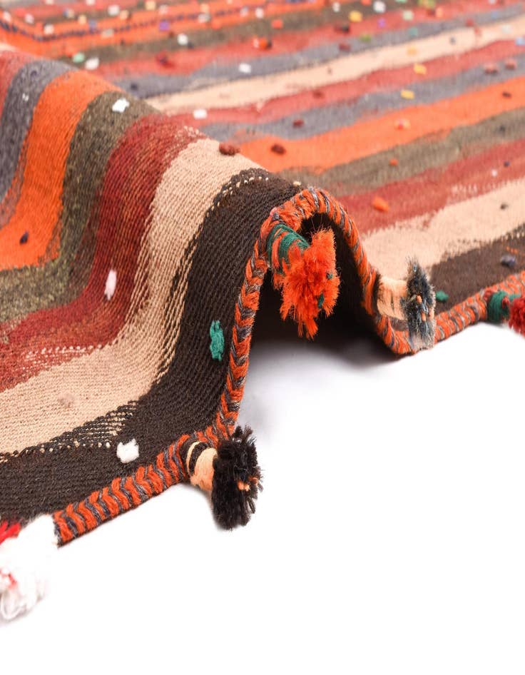 Detail image of 4' 9 x 9' 3 Jajim Rug