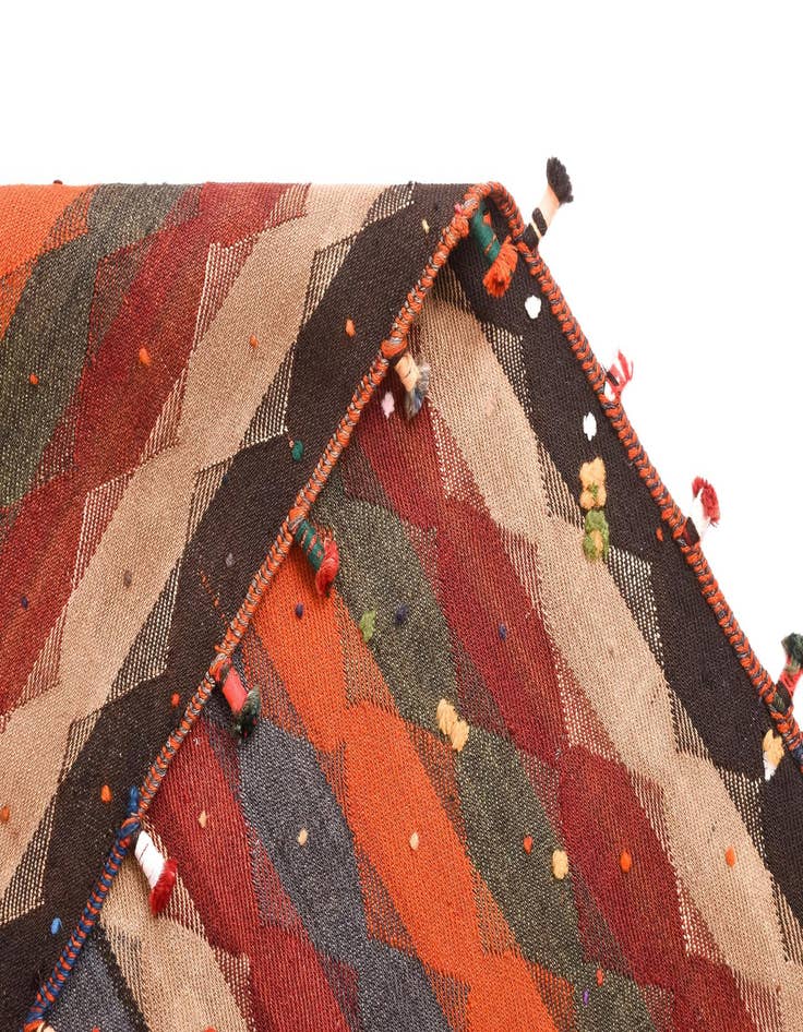 Detail image of 4' 9 x 9' 3 Jajim Rug