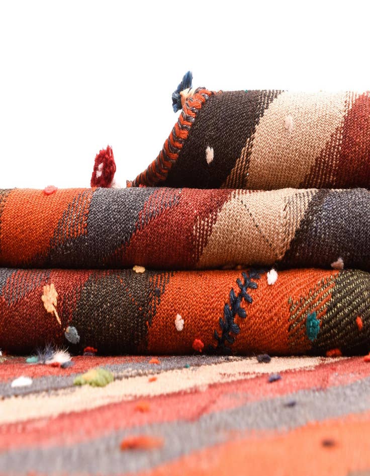 Detail image of 4' 9 x 9' 3 Jajim Rug