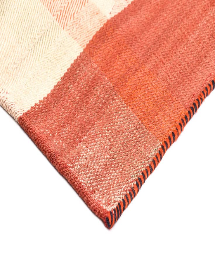 Detail image of 4' 9 x 6' Jajim Rug