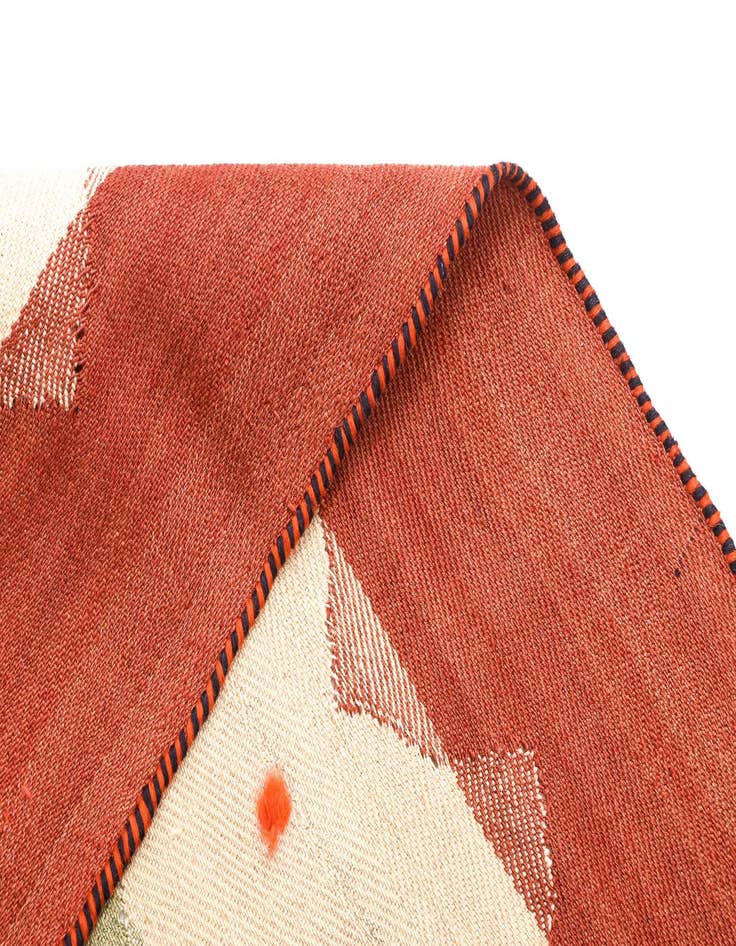 Detail image of 4' 9 x 6' Jajim Rug