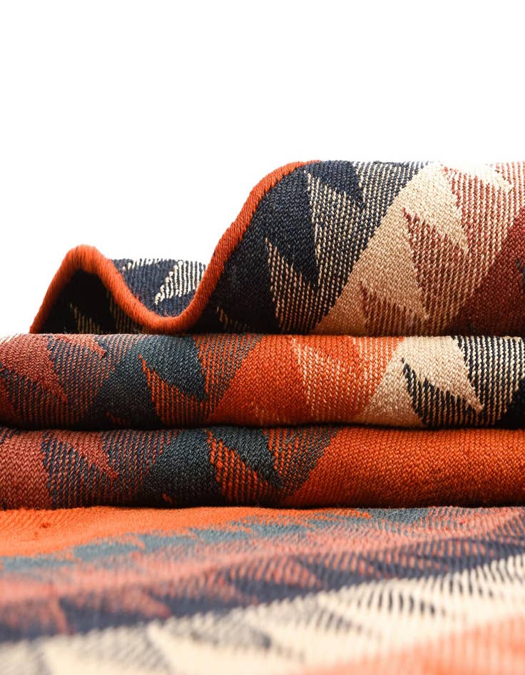 Detail image of 4' 8 x 5' 10 Jajim Rug