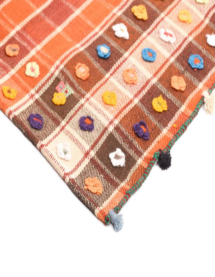 Detail image of 4' 9 x 6' 4 Jajim Rug