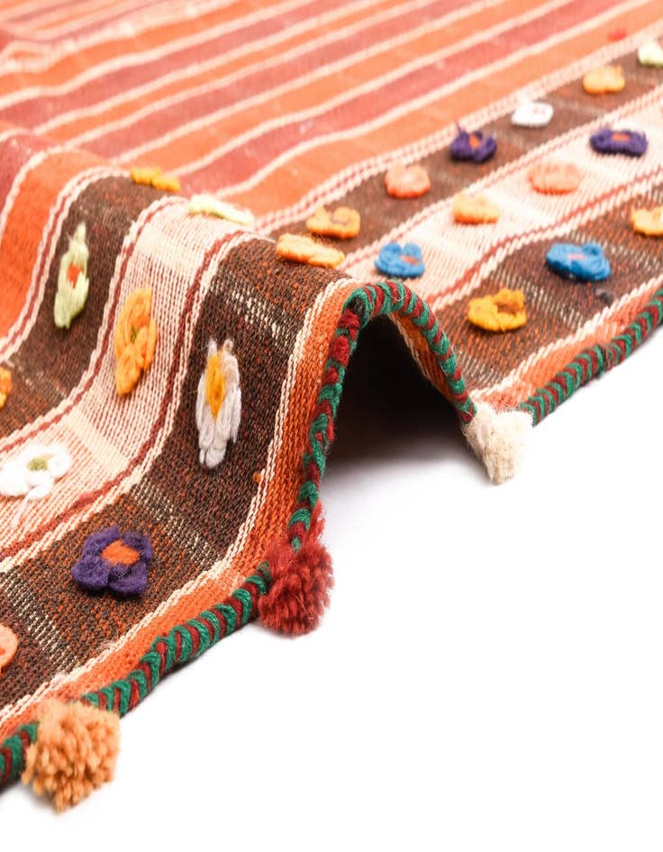 Detail image of 4' 9 x 6' 4 Jajim Rug