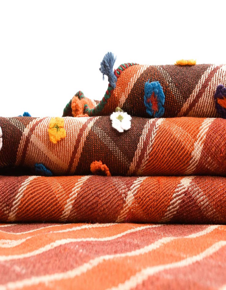 Detail image of 4' 9 x 6' 4 Jajim Rug