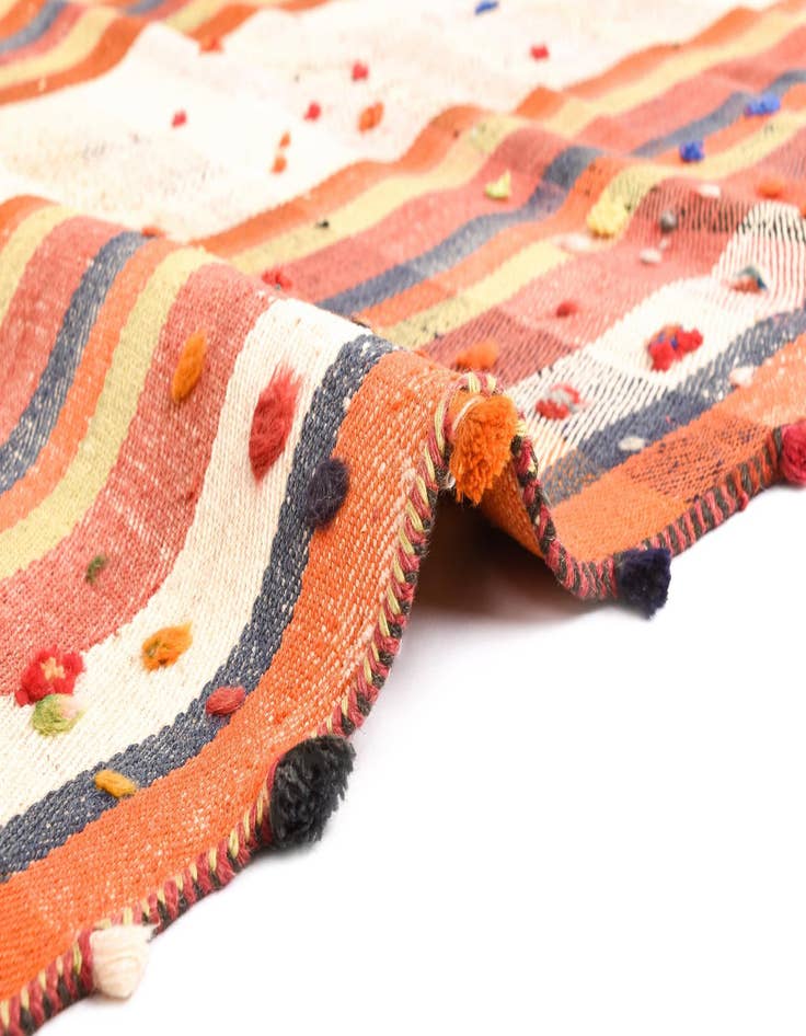 Detail image of 3' 10 x 6' 9 Jajim Rug