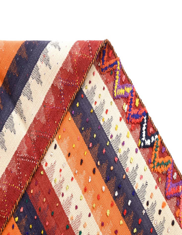 Detail image of 4' 10 x 7' 2 Jajim Rug