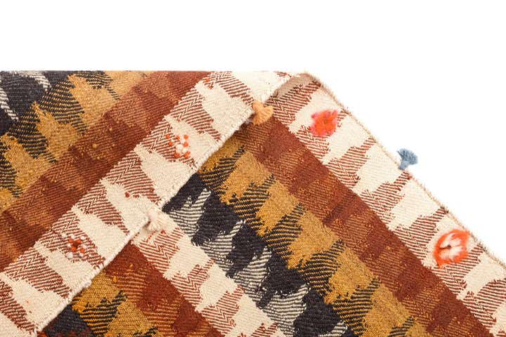 4' 8 x 6' 9 Jajim Rug