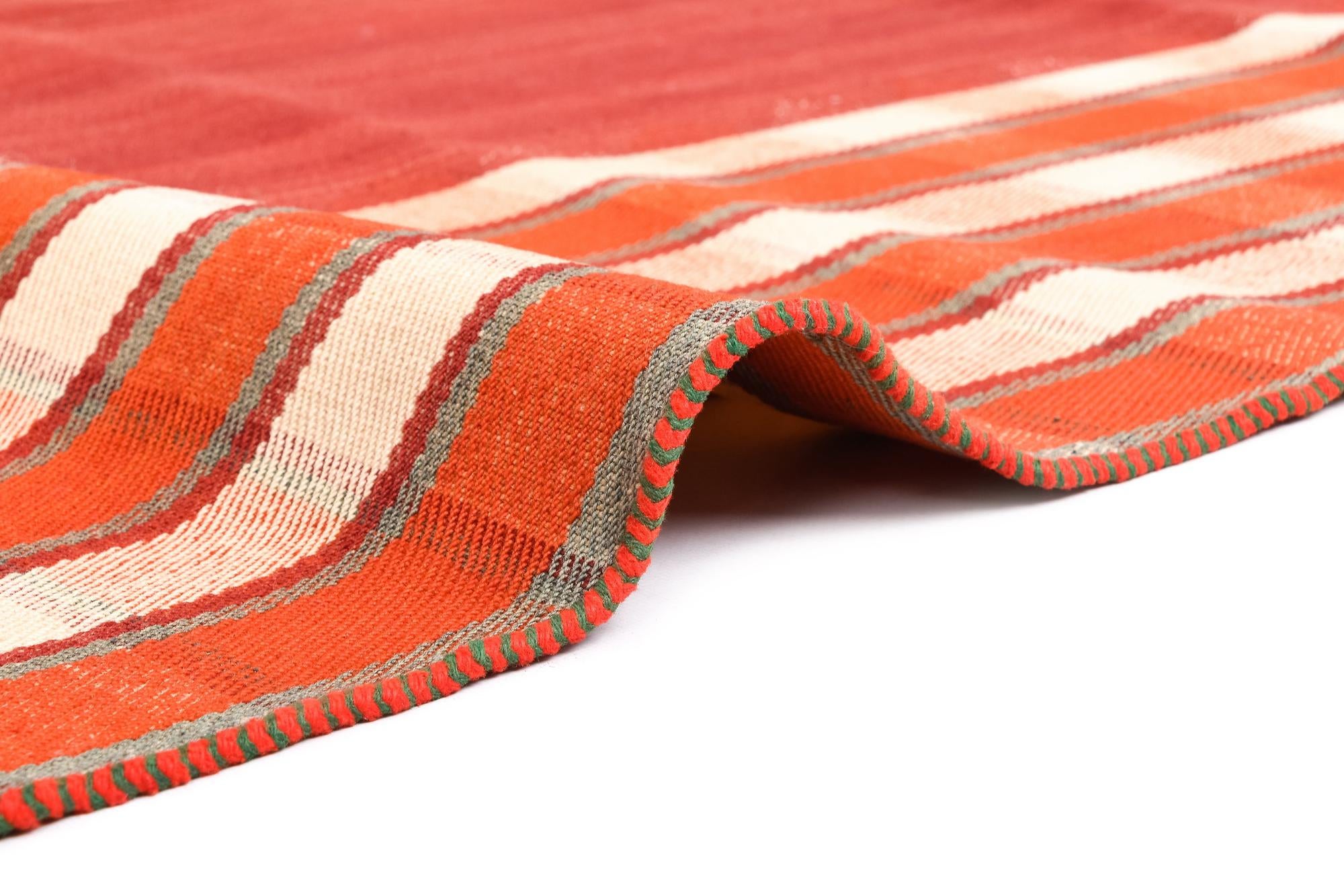 5' 7 x 8' 3 Jajim Rug