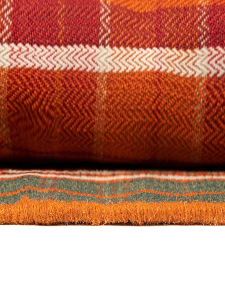 Detail image of 4' 6 x 6' 4 Jajim Wool Rug