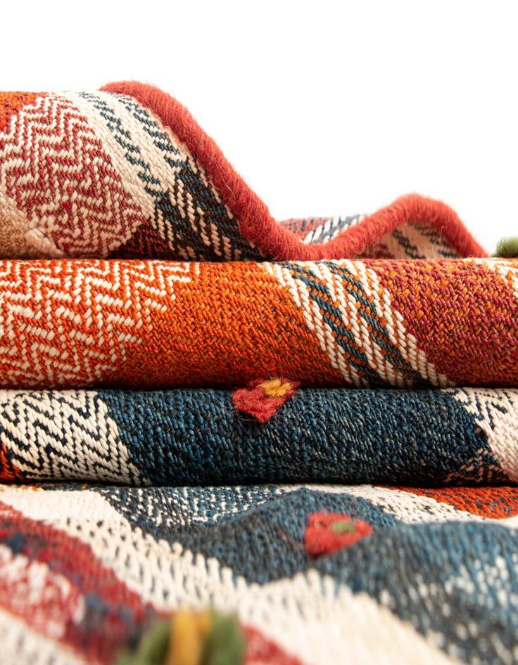 Detail image of 4' 8 x 6' 6 Jajim Wool Rug