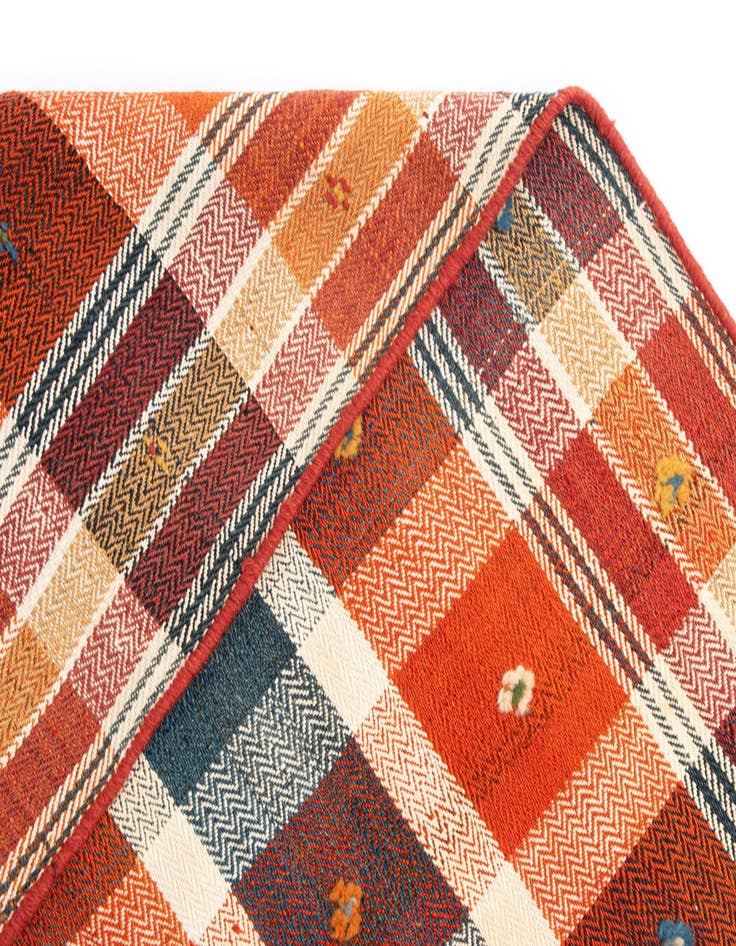 Detail image of 4' 8 x 6' 6 Jajim Wool Rug