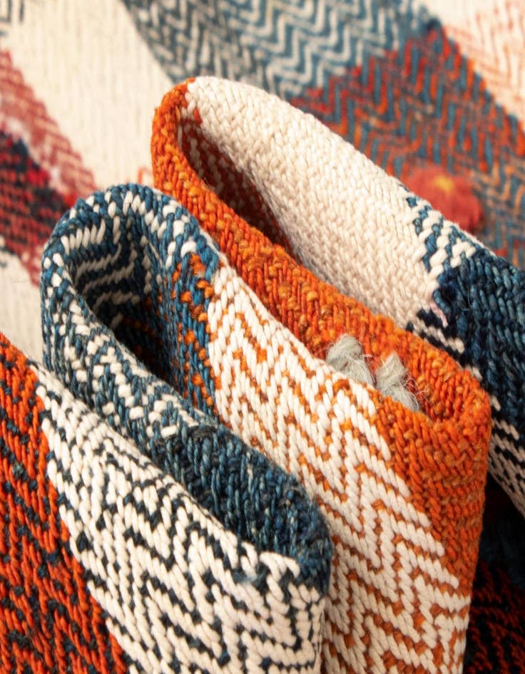 Detail image of 4' 8 x 6' 6 Jajim Wool Rug