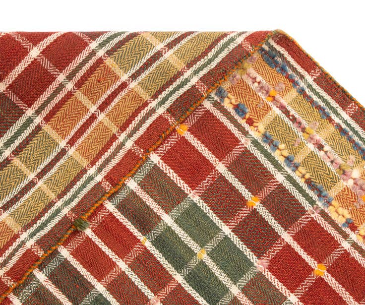 Detail image of 5' 1 x 6' 8 Jajim Wool Rug