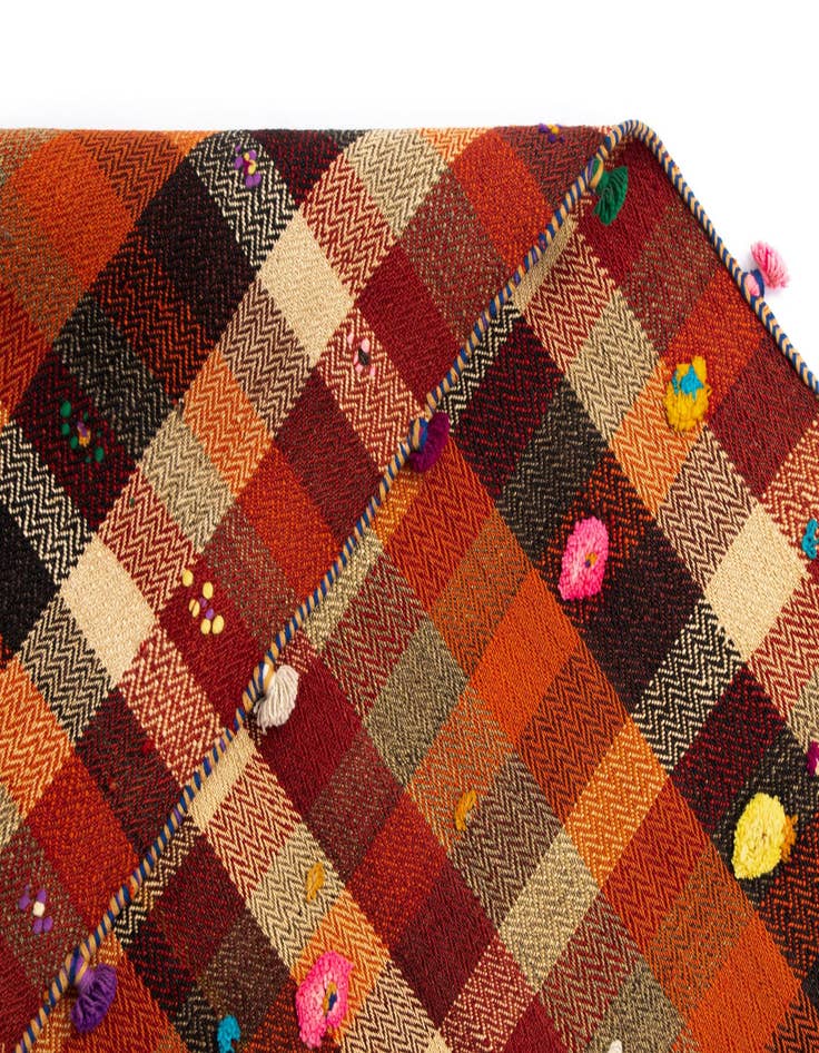 Detail image of 4' 10 x 7' 7 Jajim Wool Rug