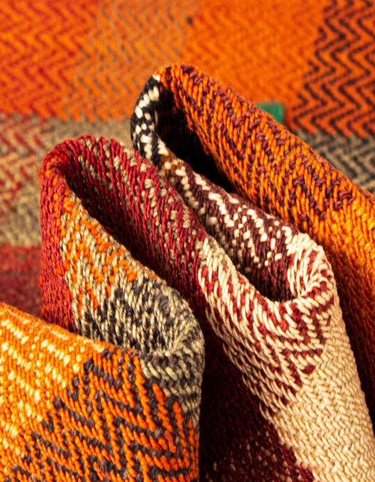 Detail image of 4' 10 x 7' 7 Jajim Wool Rug