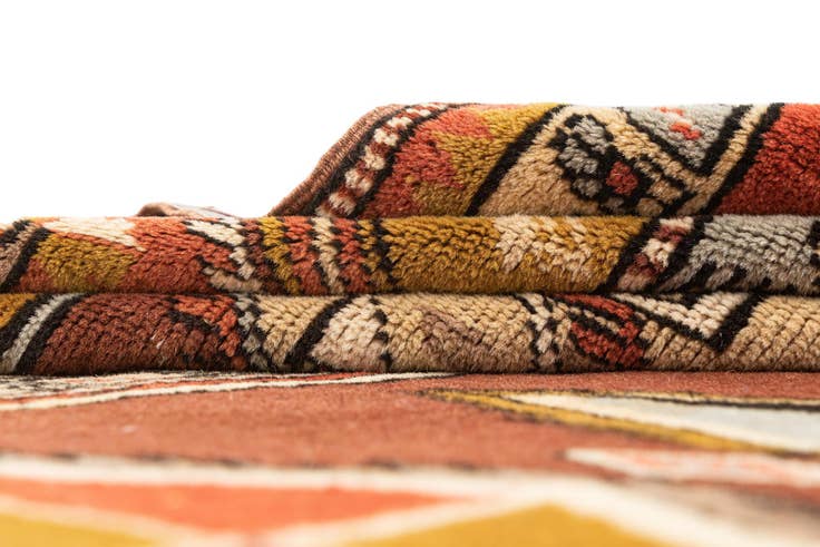 Detail image of 6' 7 x 9' 10 Kasak Rug