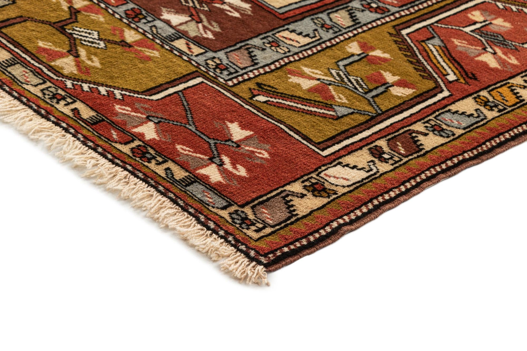 6' 7 x 9' 10 Kasak Rug
