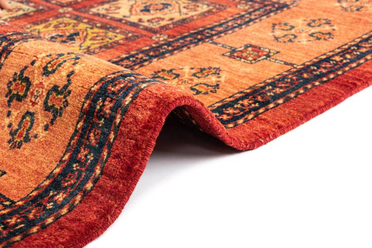 Detail image of 3' 7 x 4' 11 Kashkuli Wool Rug