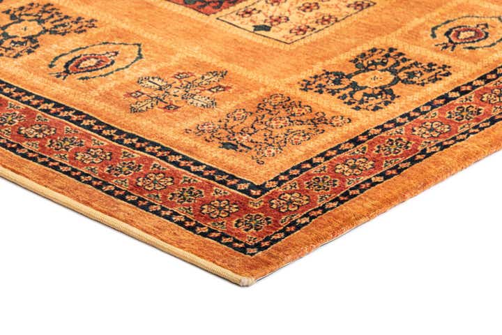 3' 7 x 4' 11 Kashkuli Wool Rug