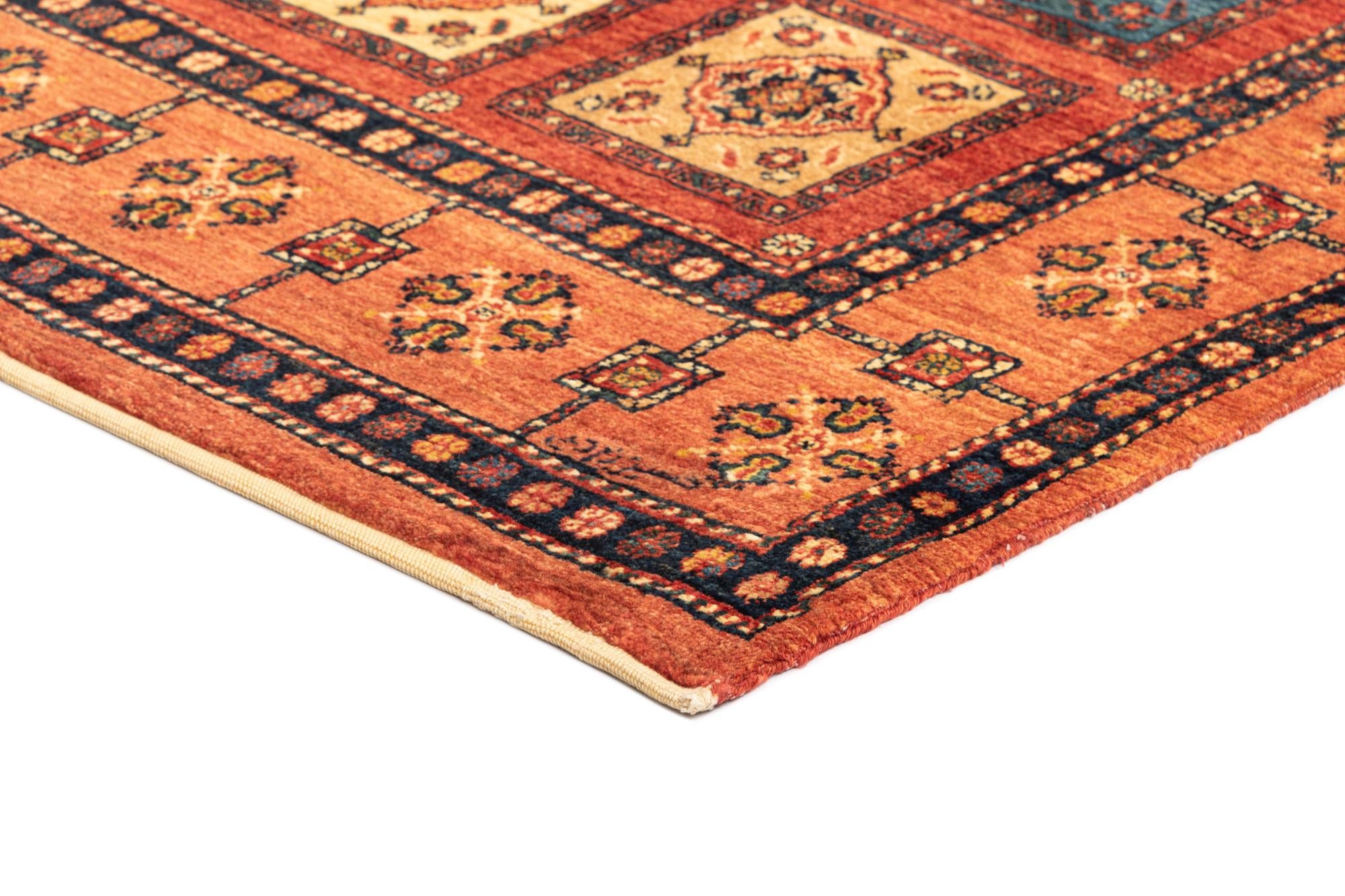 3' 5 x 4' 11 Kashkuli Wool Rug