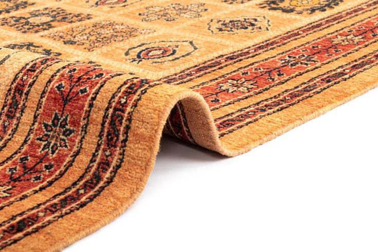 Detail image of 3' 7 x 5' Kashkuli Wool Rug