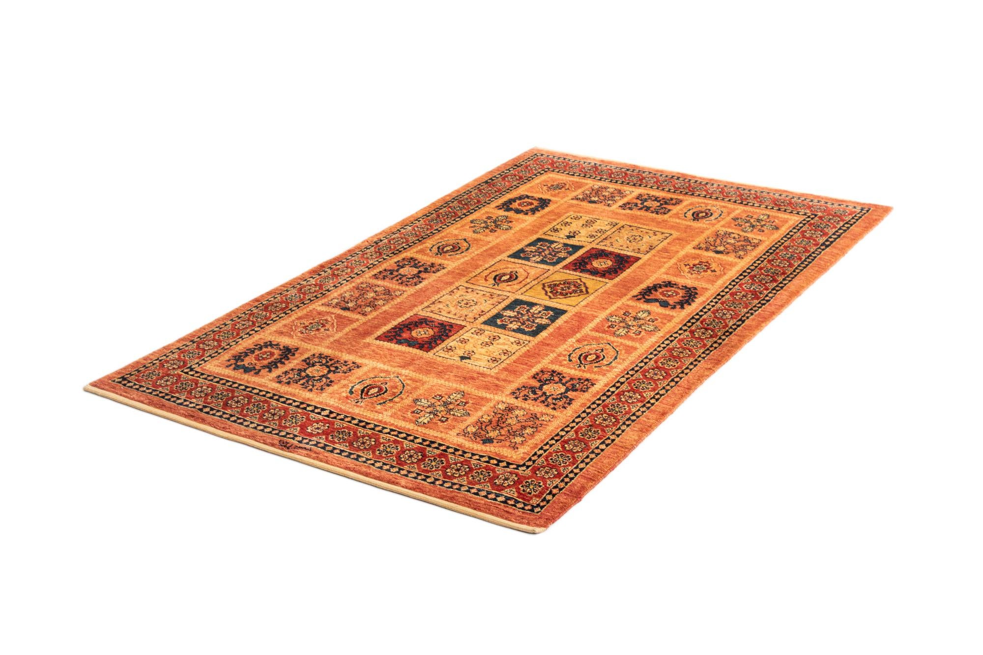 3' 7 x 5' 10 Kashkuli Wool Rug