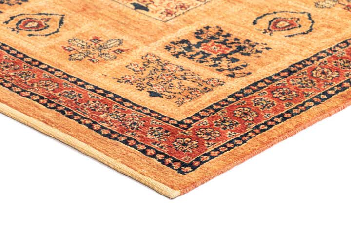 3' 7 x 4' 11 Kashkuli Wool Rug