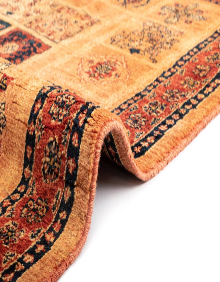 Detail image of 3' 7 x 4' 11 Kashkuli Wool Rug