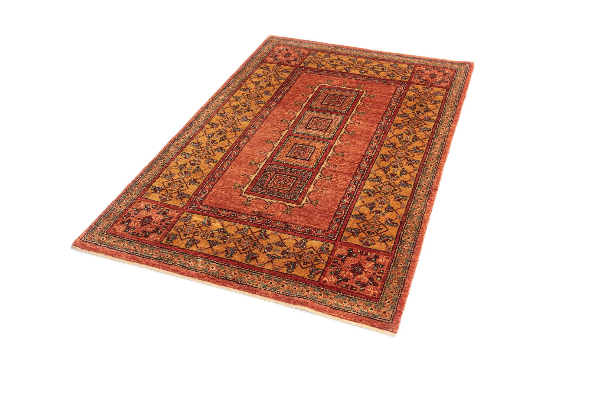 3' 6 x 5' 9 Kashkuli Rug
