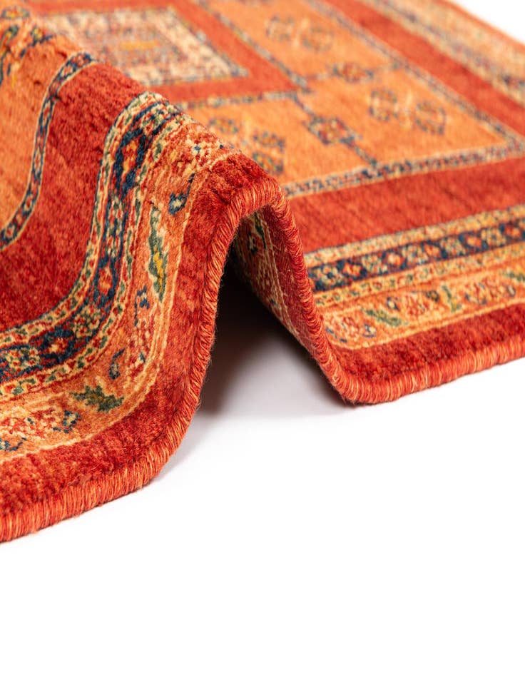 Detail image of 3' 8 x 5' 3 Kashkuli Rug