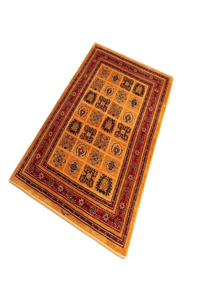 Detail image of 3' 7 x 5' 7 Kashkuli Rug