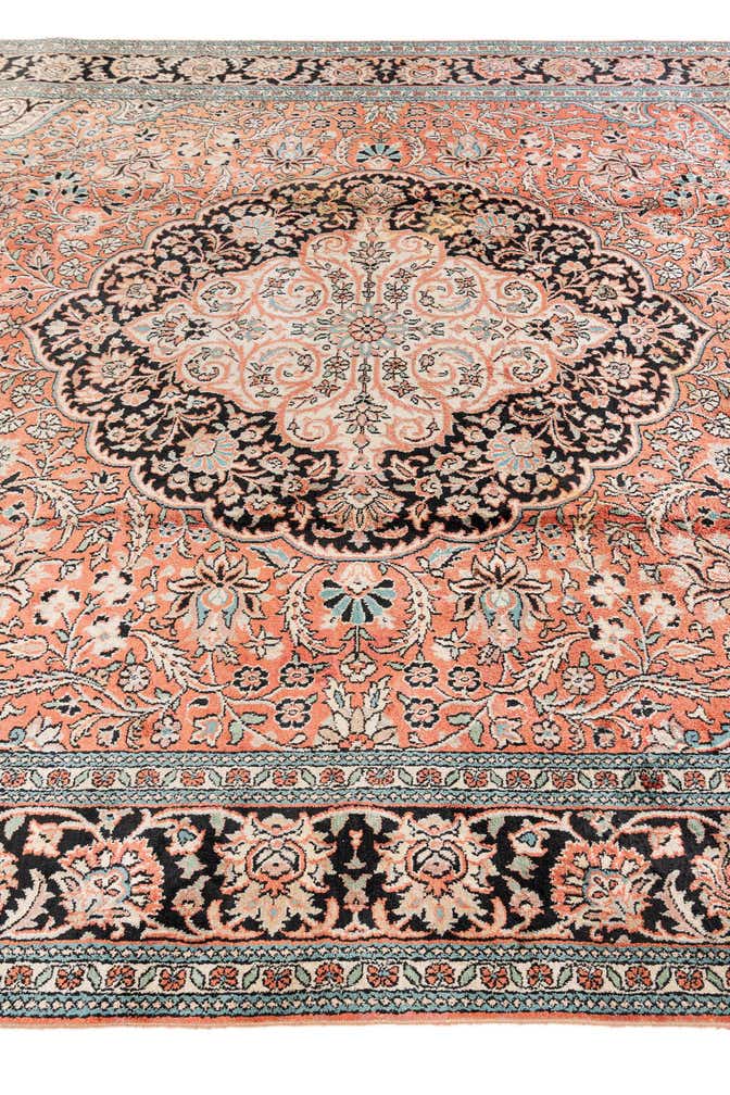 6' 11 x 9' 10 Hand Knotted Kashmir Oriental Rug