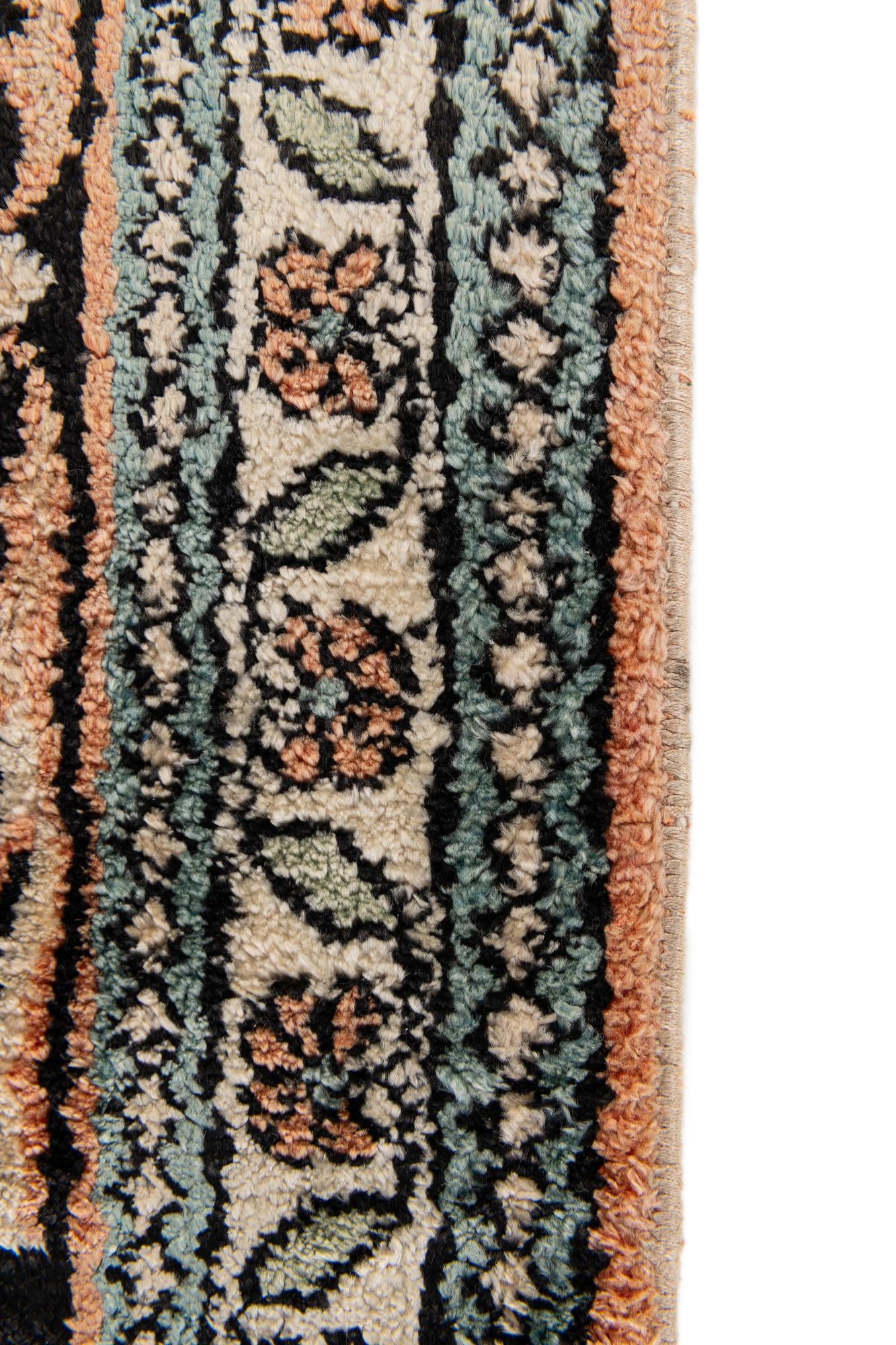 6' 11 x 9' 10 Hand Knotted Kashmir Oriental Rug