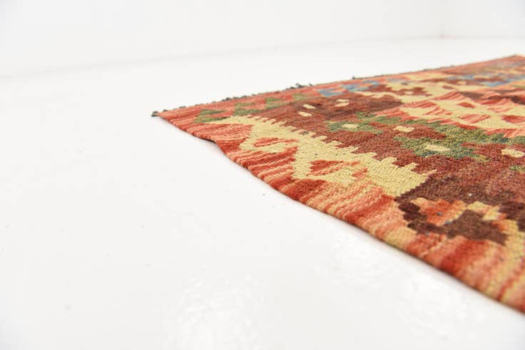 Detail image of 3' 5 x 6' 6 Hand Woven Kilim Maymana Wool Rug