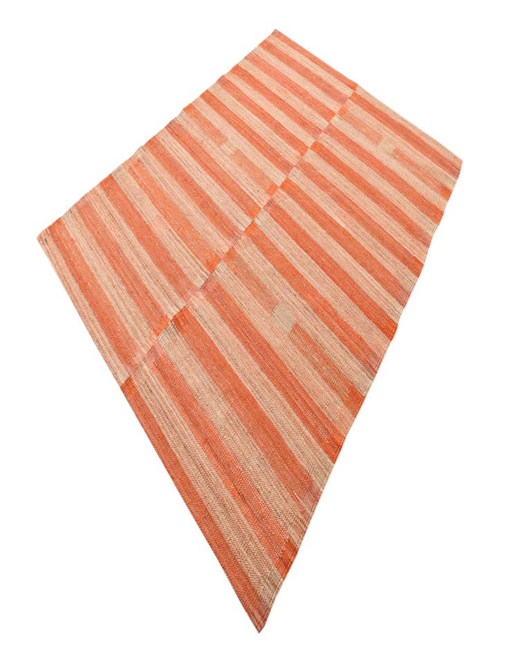 Detail image of 4' 5 x 5' 10  Hand Woven Kilim Modern Wool Rug