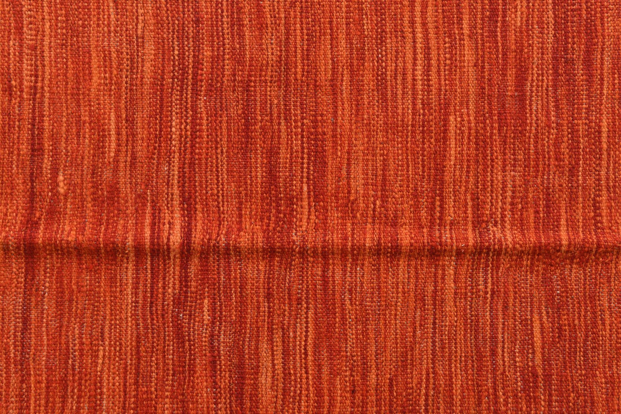 4' x 6' 2 Hand Woven Kilim Modern Wool Rug