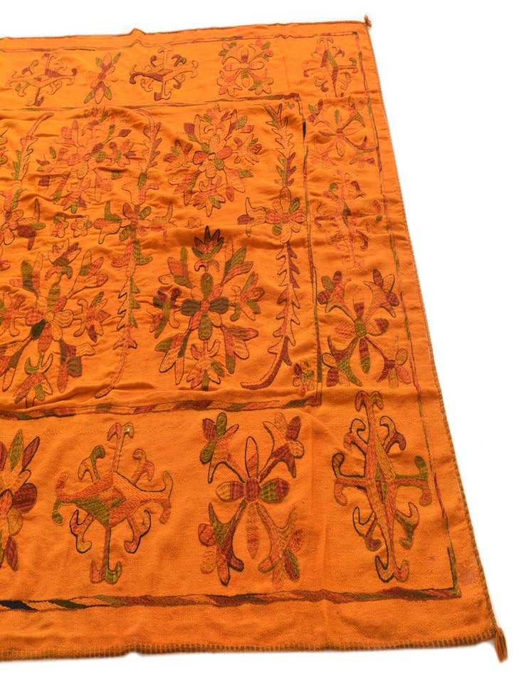 Detail image of 6' 8 x 9' 8  Hand Woven Kilim Suzani Wool Rug