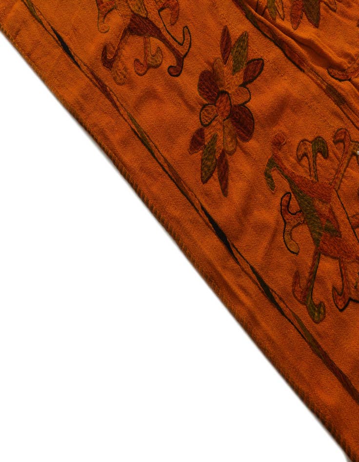 Detail image of 6' 8 x 9' 8  Hand Woven Kilim Suzani Wool Rug