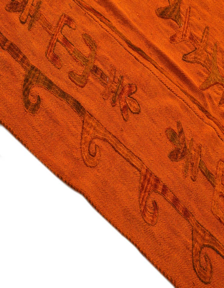 Detail image of 5' 7 x 7' 7  Hand Woven Kilim Suzani Wool Rug