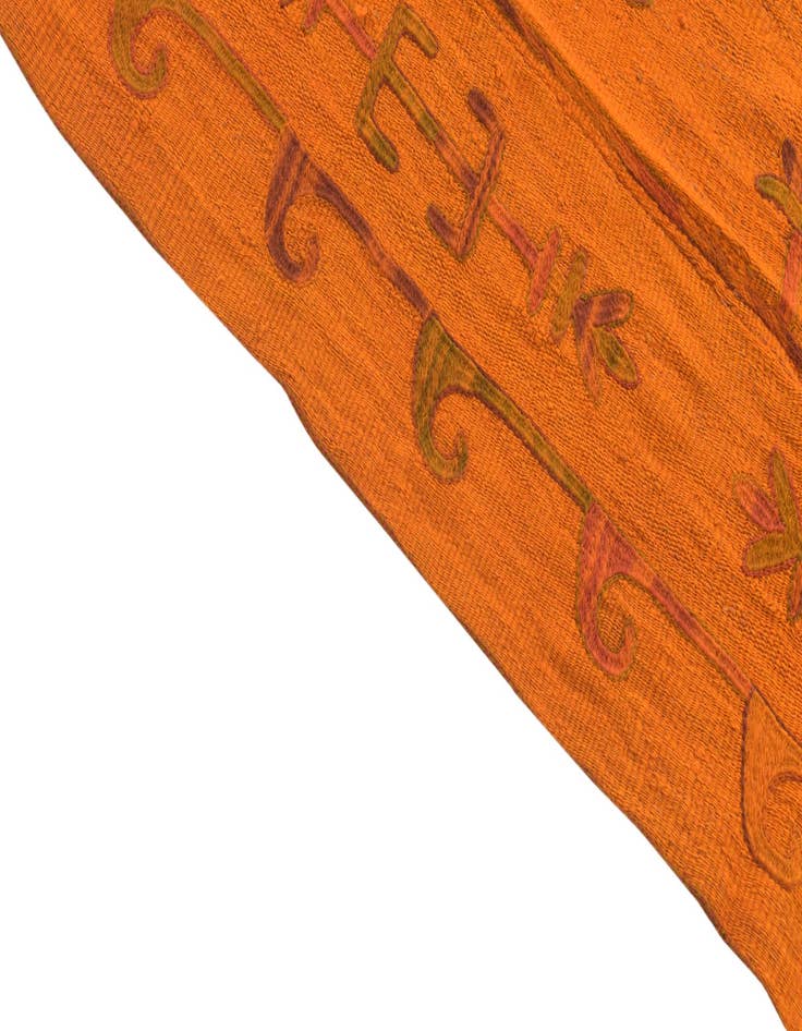 Detail image of 5' 6 x 7' 10 Hand Woven Kilim Suzani Wool Rug